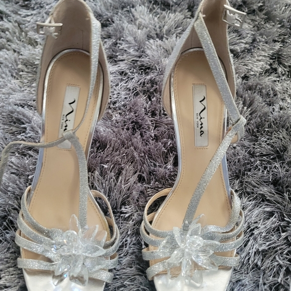 Heels - Picture 4 of 5